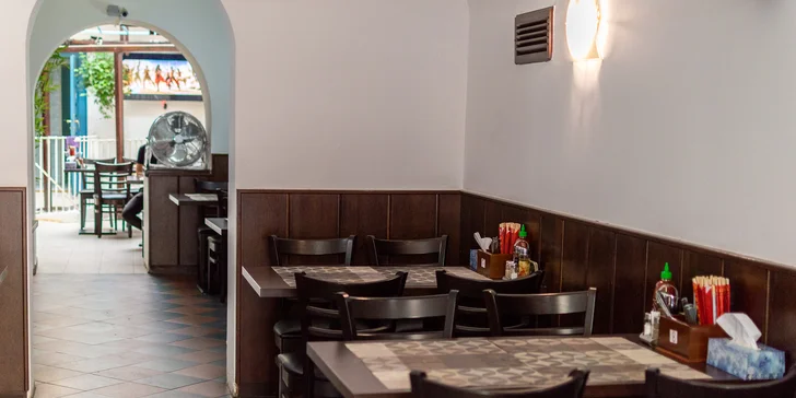 Bún bò nam bộ, kuřecí pad Thai, phở bo nebo kuřecí curry pro 1 i 2 osoby v centru