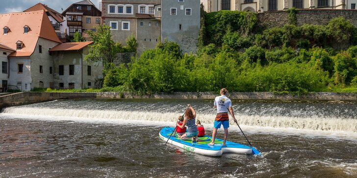 Plavba z Českého Krumlova do Zlaté Koruny na paddleboardu, raftu i kanoi až pro 6 osob