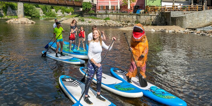 Krumlov a okolí na vodě: půjčení nafukovacích paddleboardů i raftů na 1–3 dny