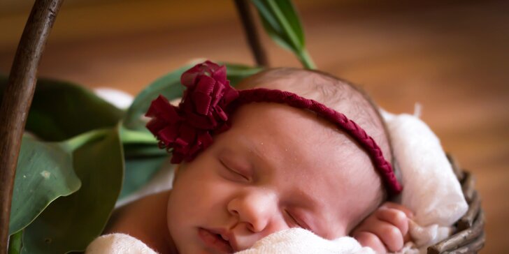 3–5 hod. newborn focení miminek i sourozenců v ateliéru, výsledkem 5–15 upravených fotografií