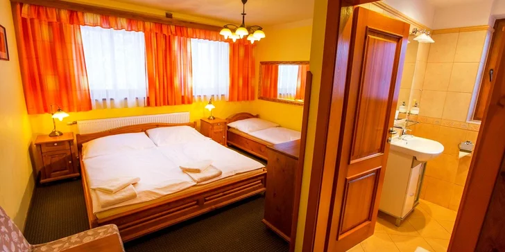 Penzion pod Černou horou: snídaně, bazén i vířivka a sauna, dětské hřiště, půjčení kol