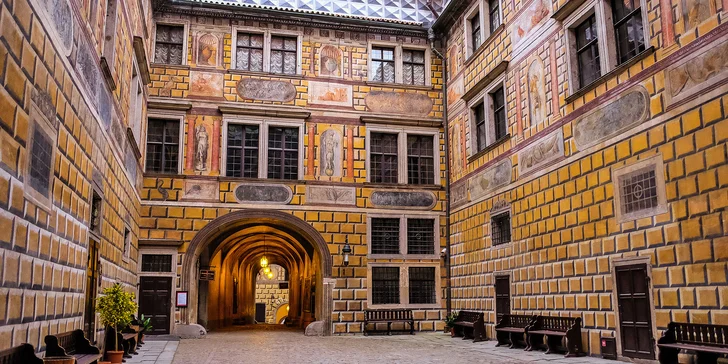 Český Krumlov jak ho neznáte: privátní prohlídky města s průvodcem až pro 4 osoby