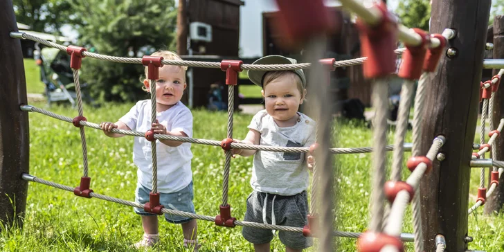Celodenní vstupenky do Farmaparku pro dítě či dospělého nebo pro celou rodinu