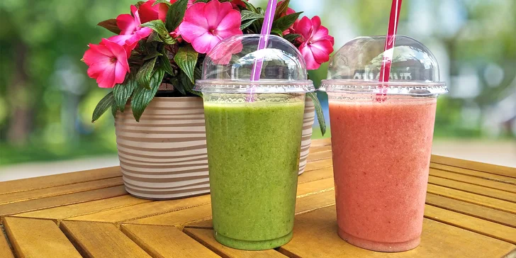 Letní vitamínové osvěžení: 1 nebo 2 smoothie ze sezónního ovoce s sebou