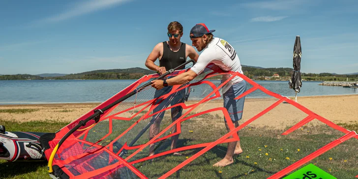 Windsurfingový kurz pro pokročilé s mistrem Česka a Rakouska Petrem Čechem