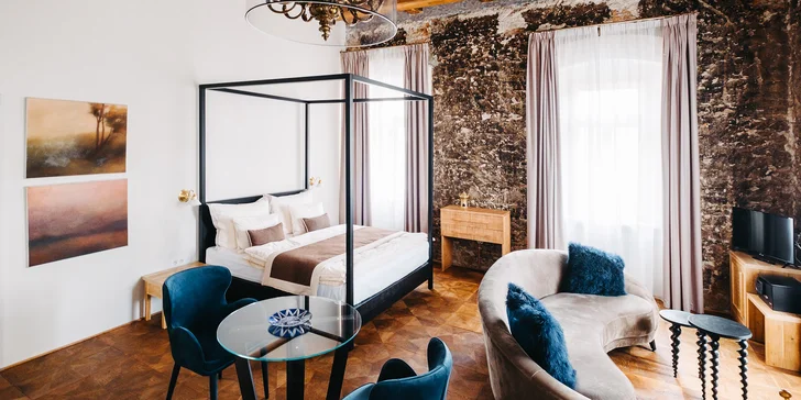 Luxusní hotel jen kousek od Prahy: pokoj či apartmá se snídaní