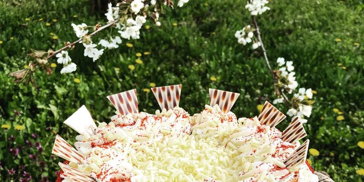Vouchery do cukrárny na Andělu v hodnotě 300–800 Kč: dorty, quiche i káva