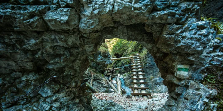 Výlet na Slovensko: Národní park Slovenský ráj, Dobšinská ledová jeskyně a 3chodové menu v kolibě
