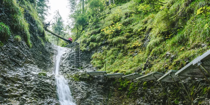 Výlet na Slovensko: Národní park Slovenský ráj, Dobšinská ledová jeskyně a 3chodové menu v kolibě