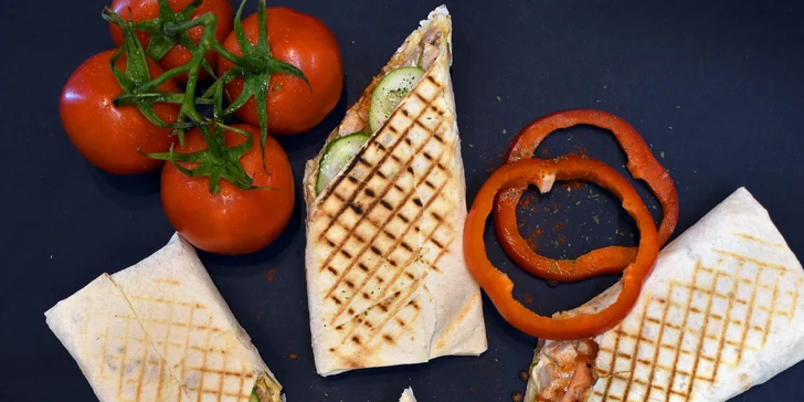 S sebou: masová či vegetariánská šavarma s gruzínskou limonádou