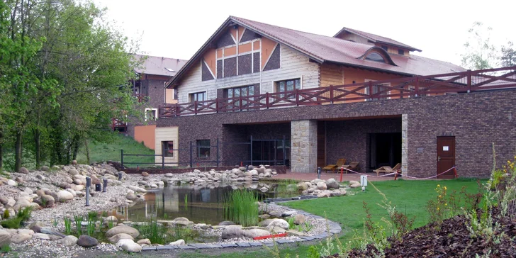 Romantika v golfovém resortu u Pardubic s privátní vířivkou