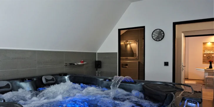 Relaxačnní pobyt v moderním apartmánu s vířivkou pro páry i rodiny