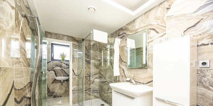 Relaxačnní pobyt v moderním apartmánu s vířivkou pro páry i rodiny