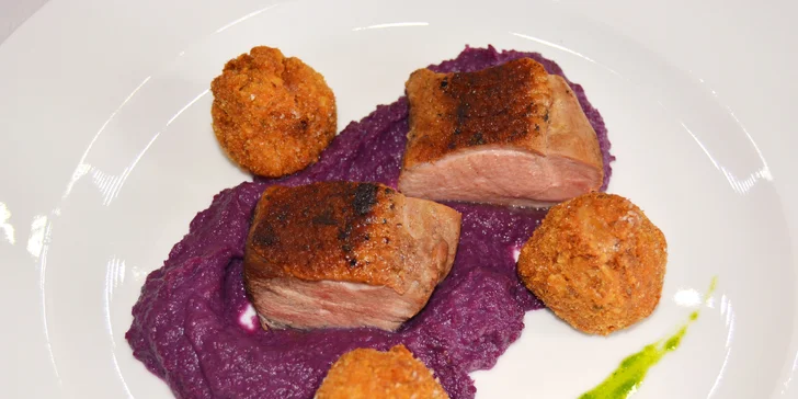 6chodové degustační menu pro 2 osoby: uzený pstruh, panenka i kachní prso
