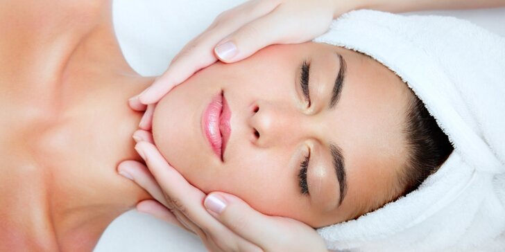 Kosmetické ošetření obličeje včetně masáže a ultrazvukové špachtle