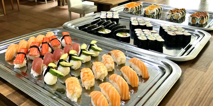 Snězte, co můžete: oběd u Václaváku plný asijských specialit vč. sushi