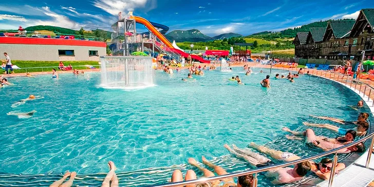 Busem na Slovensko: celodenní pohoda v obřím termálním parku v Bešeňové
