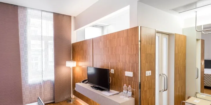 4* pobyt na Žižkově: moderní hotel, snídaně a objevování Prahy