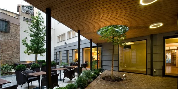 4* pobyt na Žižkově: moderní hotel, snídaně a objevování Prahy