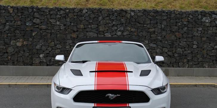 Ford Mustang 3.7 V6 Cabrio na 30 minut nebo 6, 12 či 24 hodin