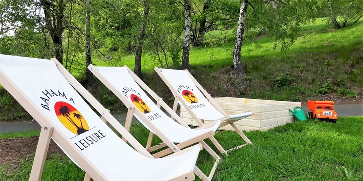 Relax pro 2–6 osob v apartmánu v Krušných horách: bazén, ohniště i dětské hřiště s trampolínou