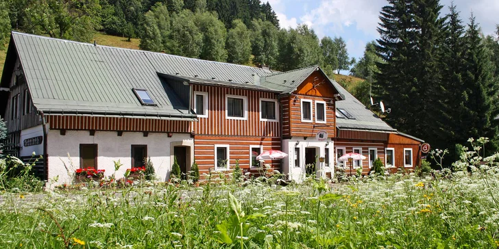 Dovolená v Krkonoších: ubytování s polopenzí jen kousek od lanovky na Sněžku