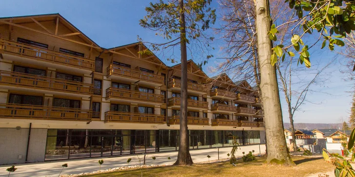 V páru nebo s rodinou do Krkonoš: nový 5* resort s jídlem a neomezeným wellness