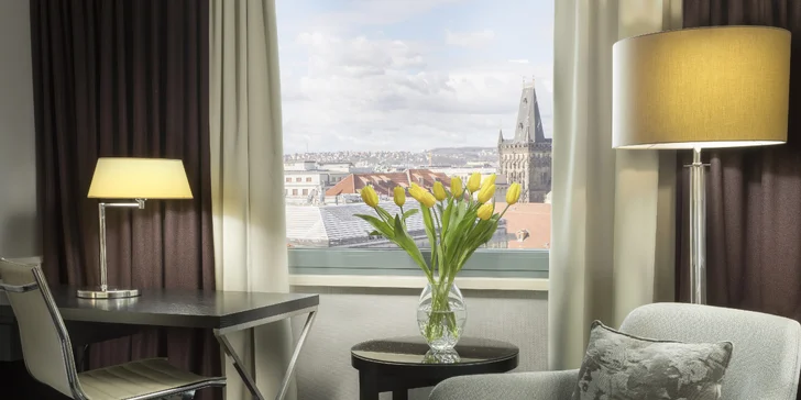 5* hotel Hilton na Starém Městě: snídaně, neomezený wellness a pozdní check-out