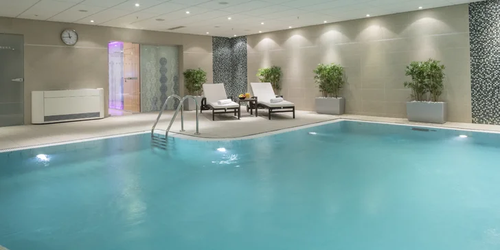 5* hotel Hilton na Starém Městě: snídaně, neomezený wellness a pozdní check-out