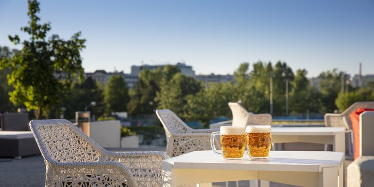5* pobyt v hotelu Hilton u Vltavy: snídaně, neomezený wellness, pozdní check-out i zážitek podle výběru
