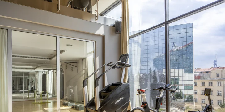 5* pobyt v hotelu Hilton u Vltavy: snídaně, neomezený wellness a pozdní check-out