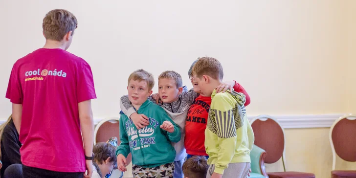 3hod. animační programy pro děti 3–15 let: vyrábění, cvičení, tancování, míčové hry i výlety