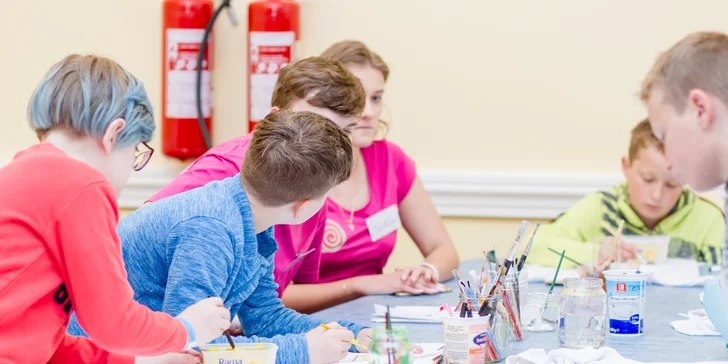 3hod. animační programy pro děti 3–15 let: vyrábění, cvičení, tancování, míčové hry i výlety