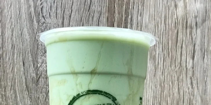 Letní fresh drink podle výběru: smoothie, džus, mléčný čaj nebo fresh tea