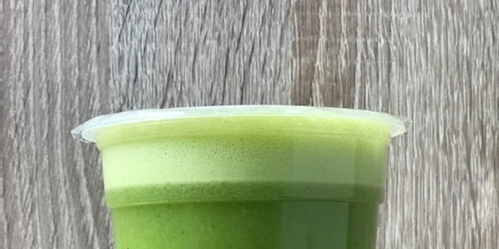 Letní fresh drink podle výběru: smoothie, džus, mléčný čaj nebo fresh tea