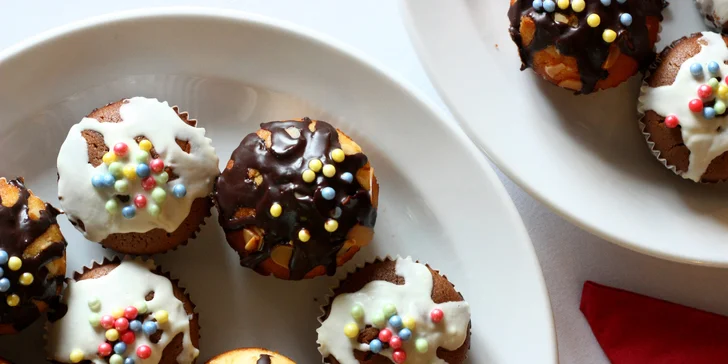 Sladké muffiny: 10 nebo 20 kusů, příchutě dle vlastního výběru i možnost rozvozu po Ostravě