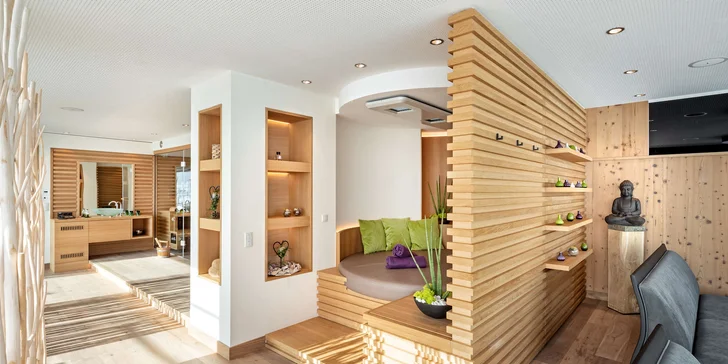 Dovolená v rakouském Zillertalu: neomezeně wellness, infrasauna na pokoji a snídaně či polopenze