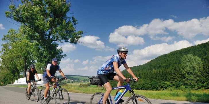 Wellness dovolená v kraji Babičky a Adršpašských skal s polopenzí, pěšky i na kole