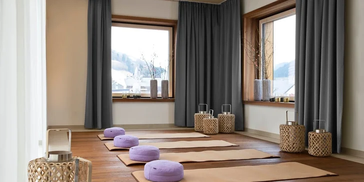 Dovolená v rakouském Schladmingu: hotel se snídaní či polopenzí, výhled na Dachstein