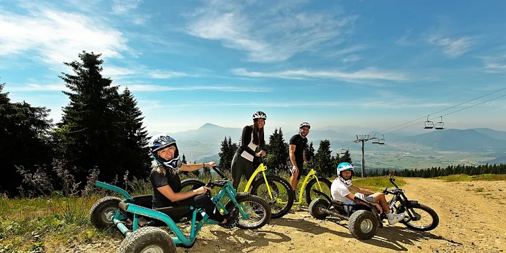 Letní nebo podzimní pobyt v oravské přírodě až pro 4 osoby: polopenze a wellness