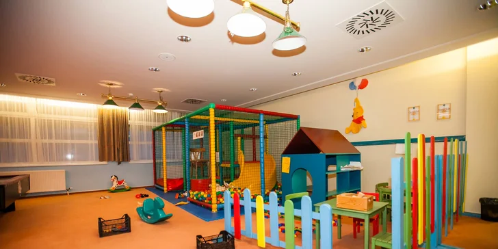 Pobyt ve Vysokých Tatrách pro dva i rodinu: polopenze, neomezený wellness i minizoo pro děti