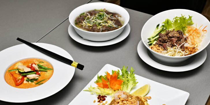 Bún bò nam bộ, kuřecí pad Thai, phở bo nebo kuřecí curry pro 1 i 2 osoby v Karlíně