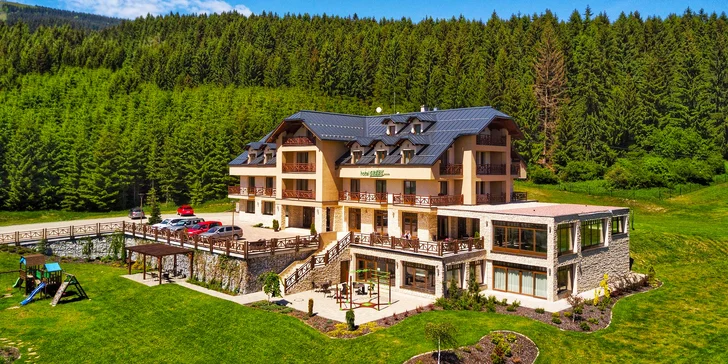 Letní nebo podzimní pobyt v oravské přírodě až pro 4 osoby: polopenze a wellness