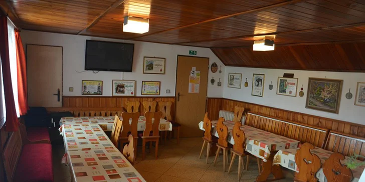 Pobyt v penzionu rodinného vinařství pro páry i 15členné skupiny vč. vína nebo degustace