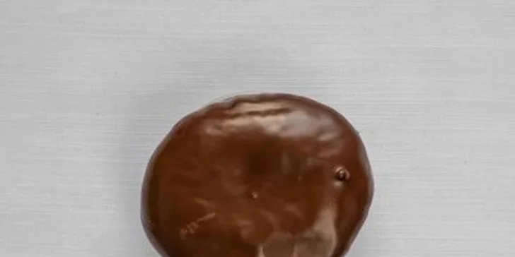 Donut či dva a káva k tomu v pardubickém OC Atrium: espresso i cappuccino, plněné a neplněné dezerty