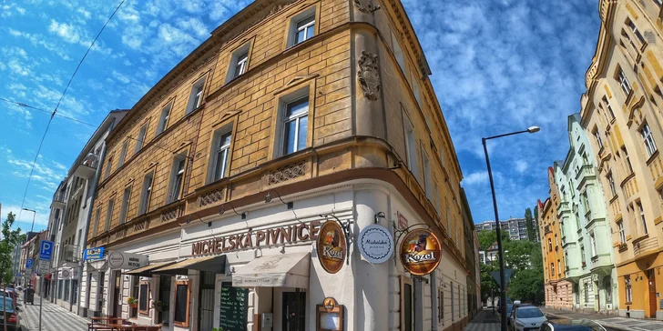 3chodové menu pro dva: hermelín, bramboráčky, burger či kuřecí prsa a palačinka