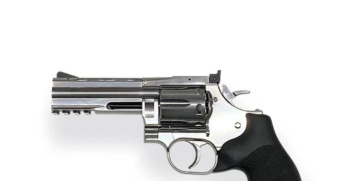 1–2 hodiny na laserové střelnici pro neomezený počet pistolníků: výběr ze 16 zbraní a 9 různých her