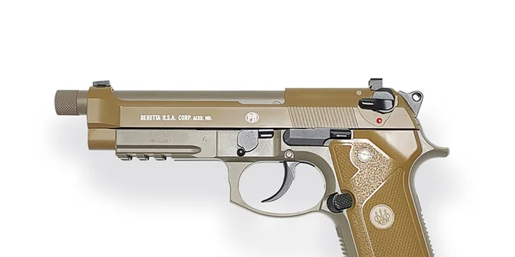 1–2 hodiny na laserové střelnici pro neomezený počet pistolníků: výběr ze 16 zbraní a 9 různých her