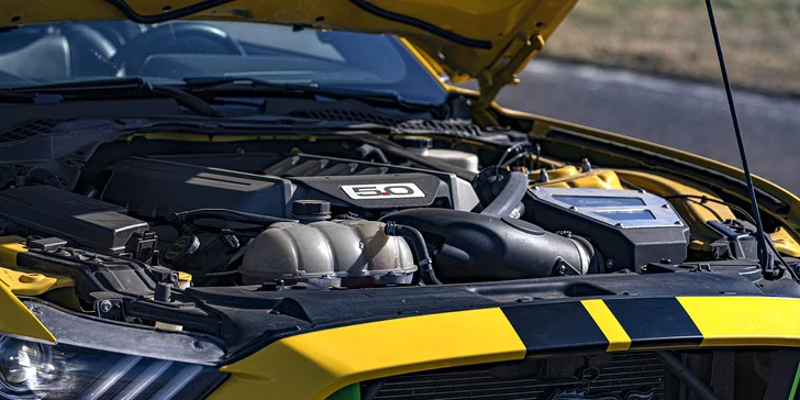 Upravený Ford Roush Mustang: 10 min. spolujízdy nebo až hodina řízení