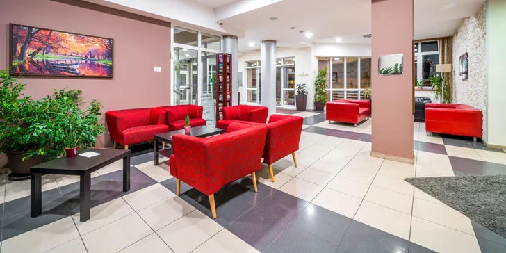 4* pobyt v Praze pro dva na jedinou noc i celý týden: snídaně a možnost wellness